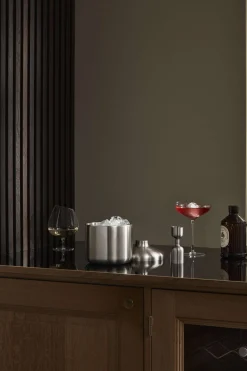 Liquid Lounge Isolerad ishink med sked